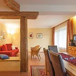Amadeus Apartment